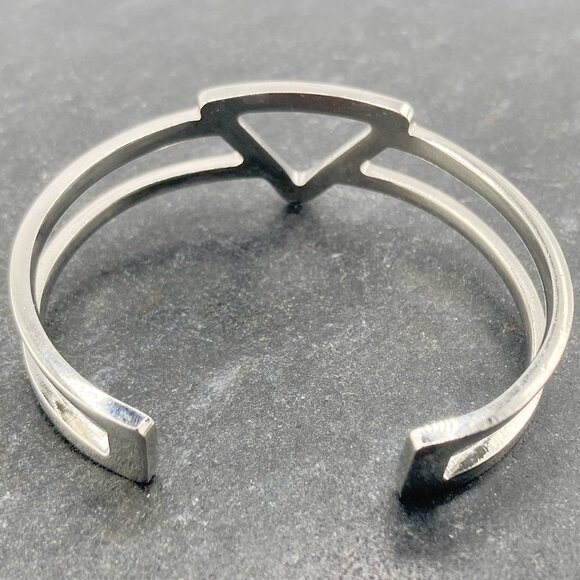 VINTAGE Silver tone metal open triangle design cuff bracelet 70s 80s jewelry - Picture 5 of 8